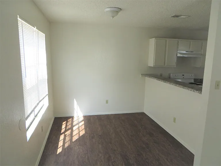 2217 Katy Ln #C — Photo 20