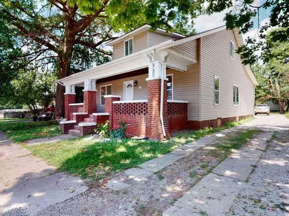 319 W Main St, Boonville, IN 47601