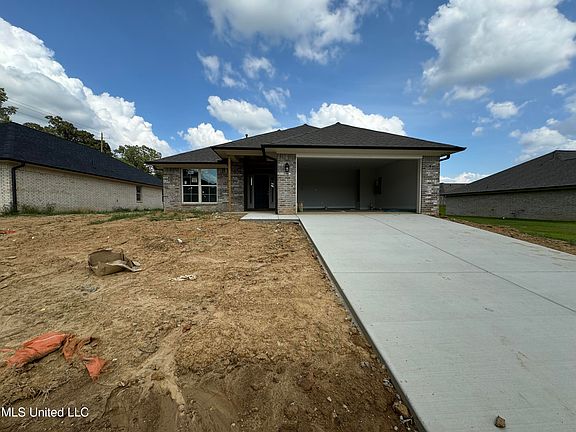 3rd image of 5968 Uselton Dr