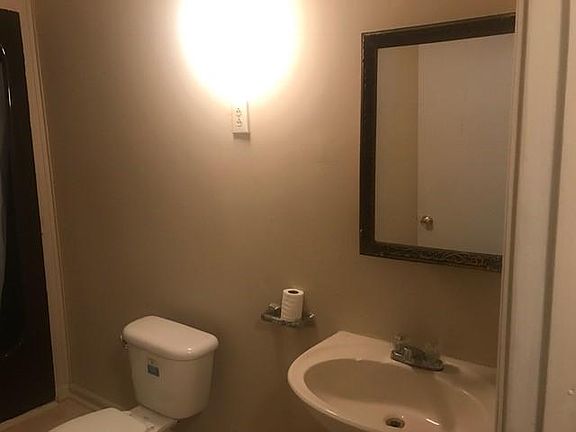 2nd image of 4042 Arbor Place Ln