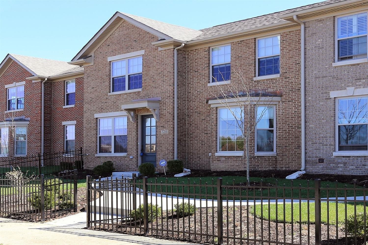 3214 Beaumont Centre Cir Lexington KY 40513 Zillow