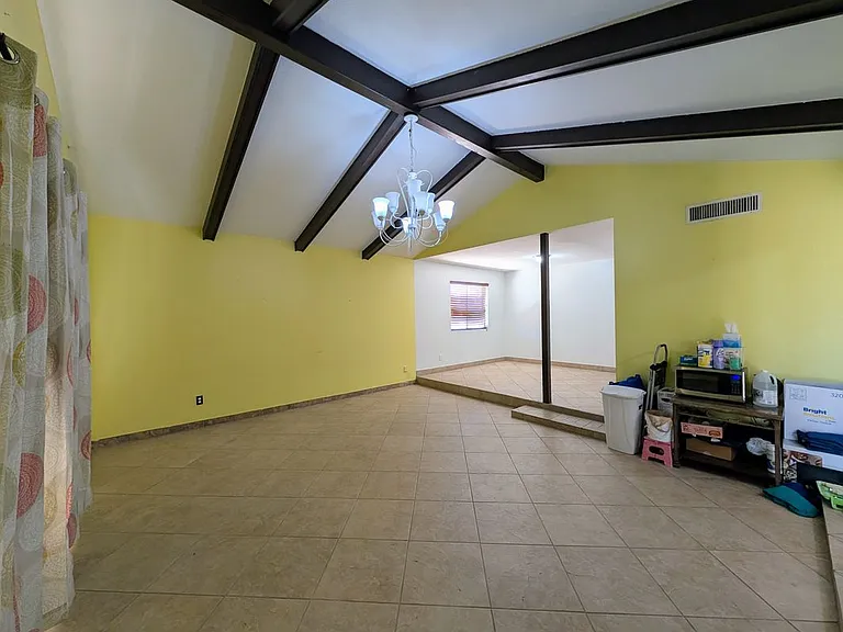 3848 W North Ln — Photo 20