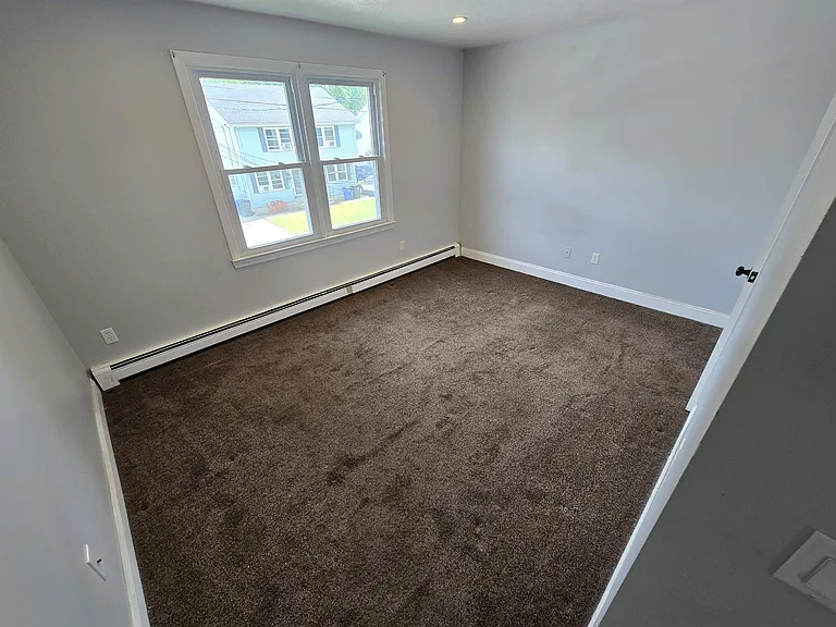 25 W Rosedale Ave — Photo 9