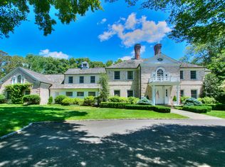 89 Four Winds Ln, New Canaan, CT 06840