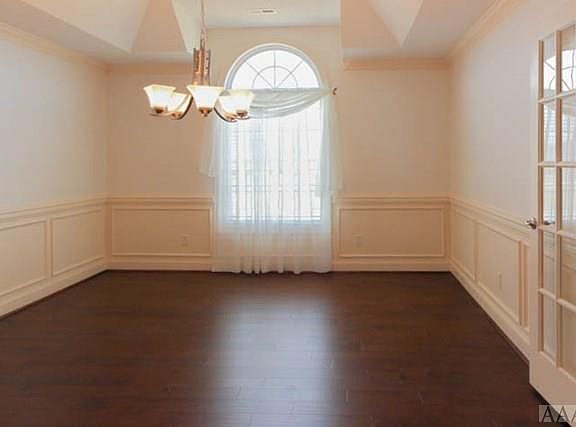 4th image of 138 Lauren Ln