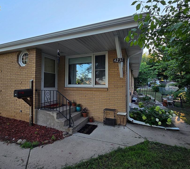 1st image of 4229-4231 Unity Ave N