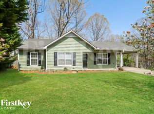 224 Brooks Ln, Winder, GA 30680