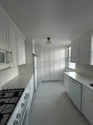 Rented by Oxford Property Group | media 13