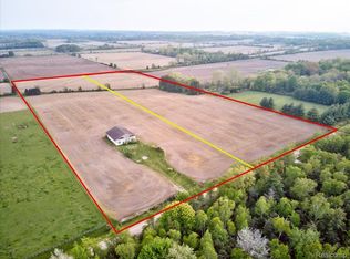 Holverson Rd, Applegate, MI 48401