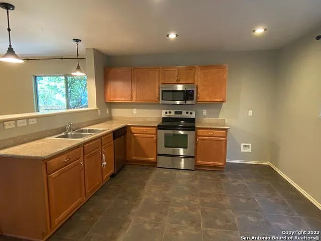 9923 Amber Ledge — Photo 8