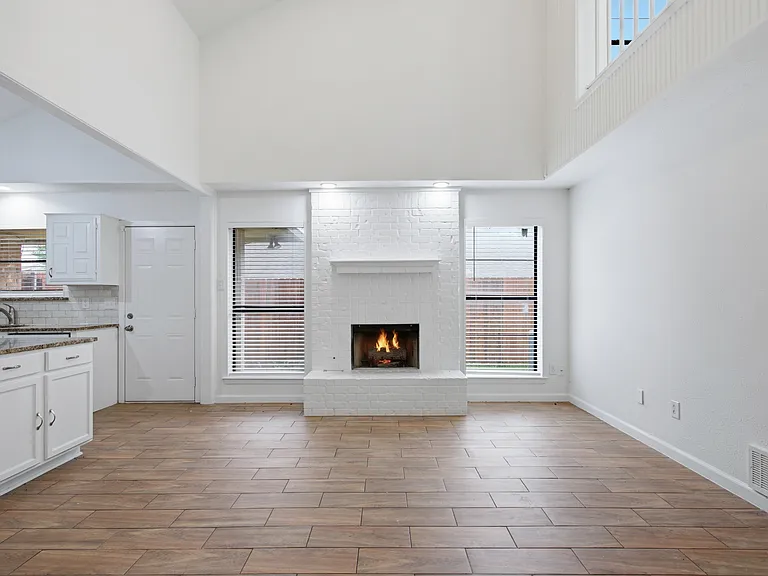3636 Country Club Dr W — Photo 12