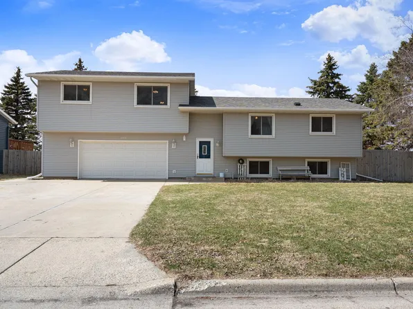 400 Kim Ln SW, Owatonna, MN 55060