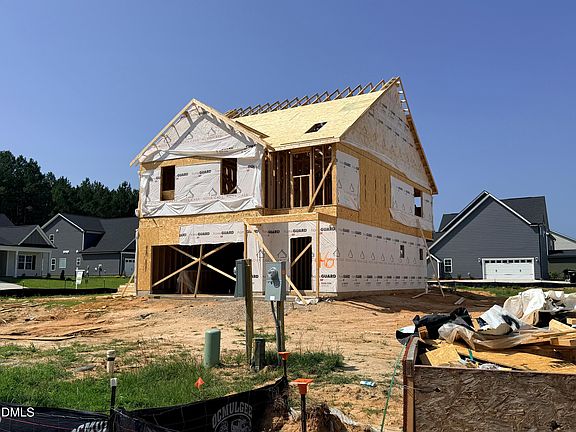 3rd image of 127 Grinnell Loop