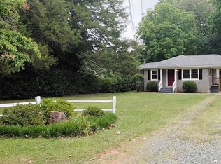 47 Old Goldston Rd, Pittsboro, NC 27312