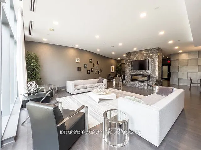 5162 Yonge St #2111 — Photo 7