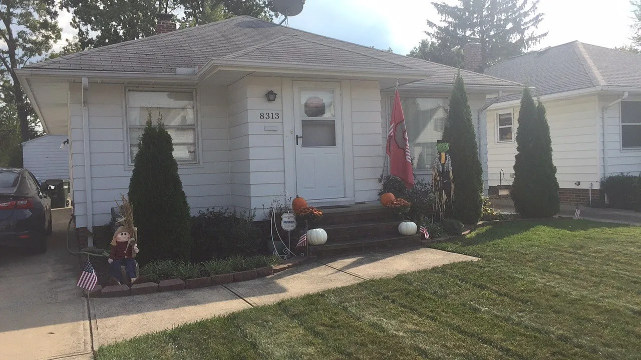 8313 Kenton Ave photo 1