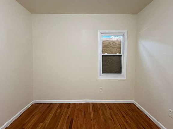 5th image of 822 S 16th St #1A