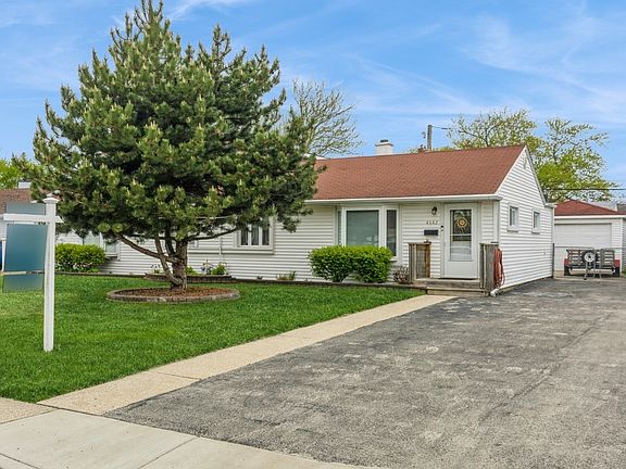 3rd image of 4642 W 88th Pl Unit 0