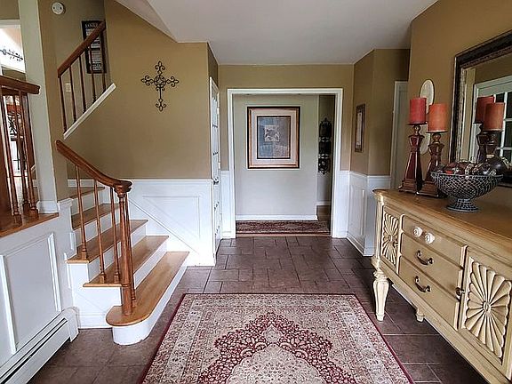Large entry foyer
