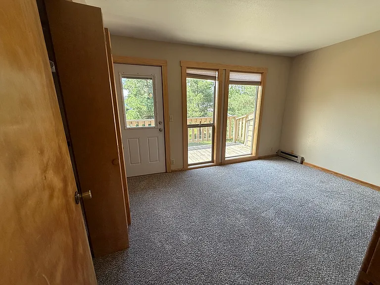 5 N Yellowstone Ave — Photo 22