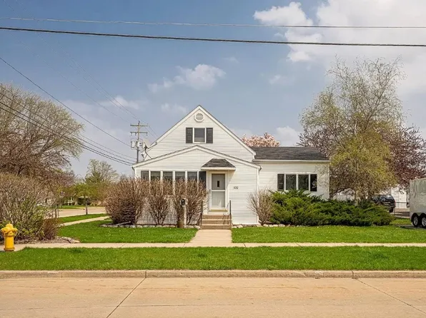 520 Dove St, Oshkosh, WI 54902