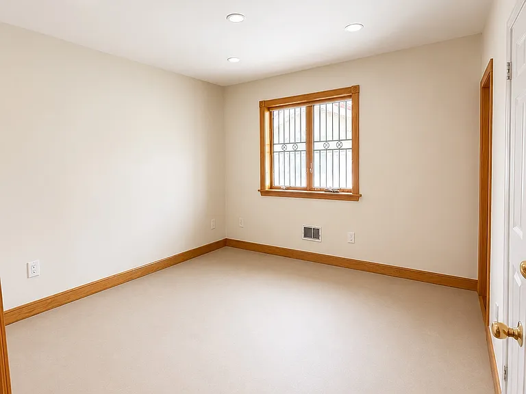 4222 Utopia Pkwy #1 — Photo 4