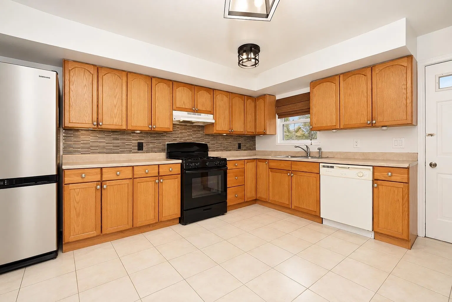 1462A River Rd — Photo 3