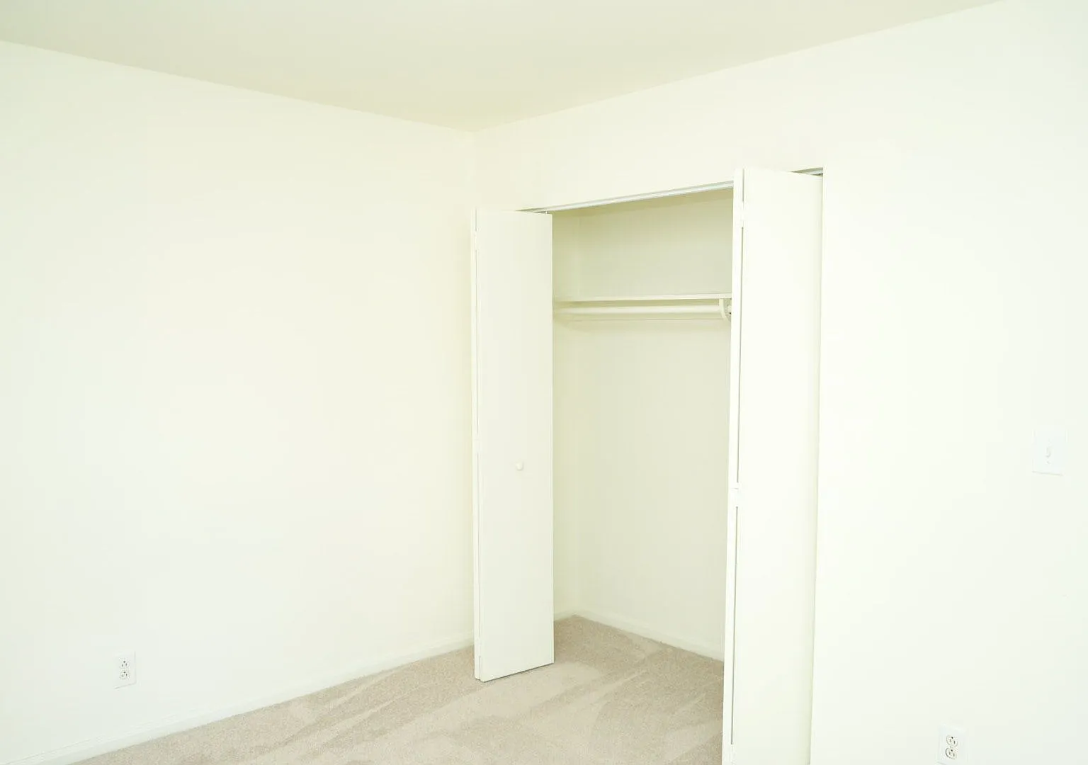 Gardenwood Apartments — Photo 3