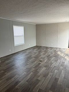 4th image of 35 Plaza Dr
