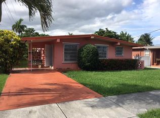 9045 SW 27th St, Miami, FL 33165