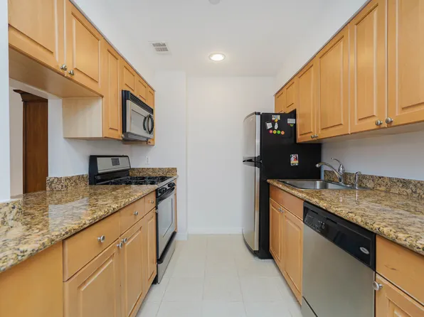 9718 Ft Hamilton Avenue image 3 of 19