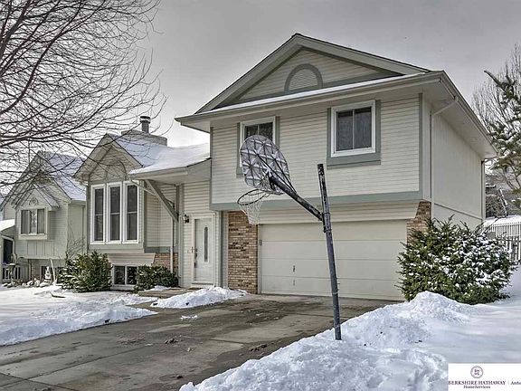 2nd image of 7514 S 134th St