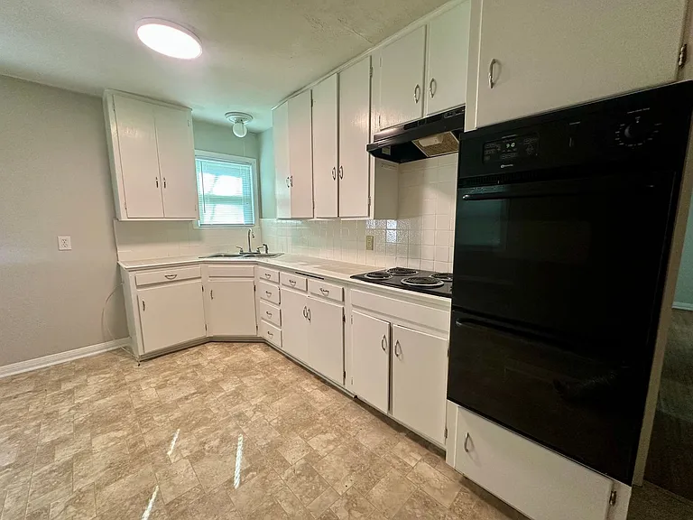 2612 Alice Ave — Photo 5