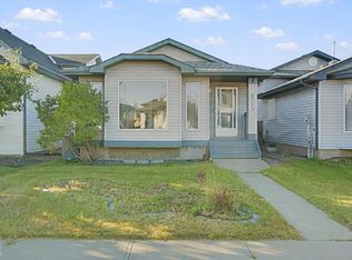 2117 36th Ave NW, Edmonton, AB T6T1S3