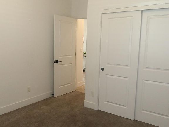 5th image of 4254 Oak Knoll Rd