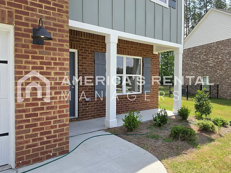 605 Acorn Ct — Photo 7