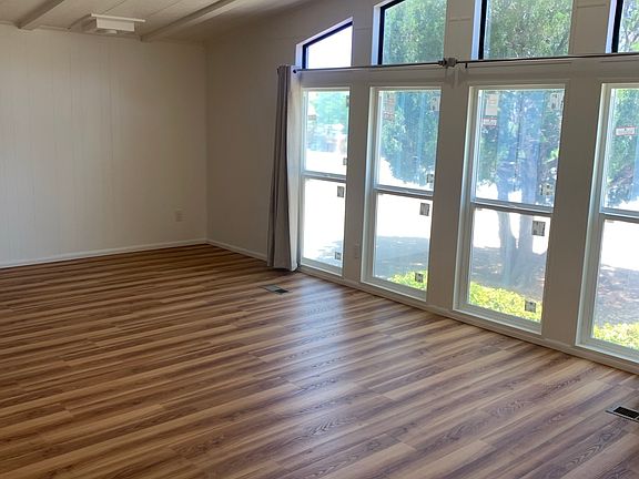 3rd image of 3170 Samaritan Way