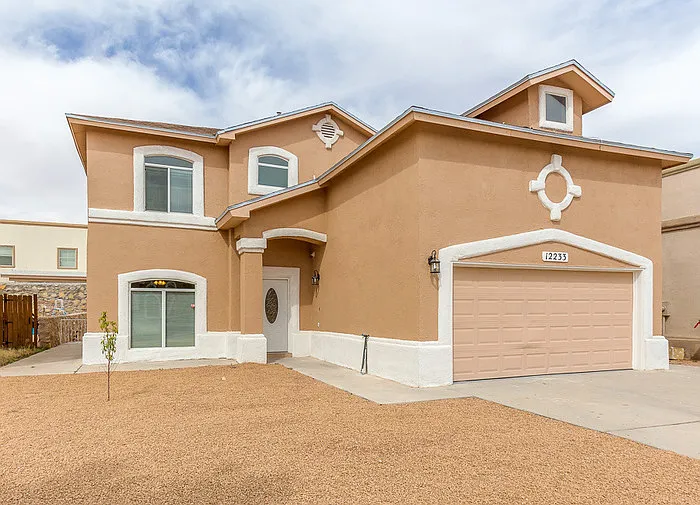 12233 Iverson Ct — Photo 3