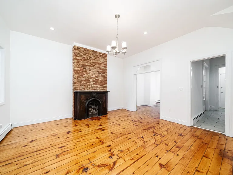 28 Jones St — Photo 21