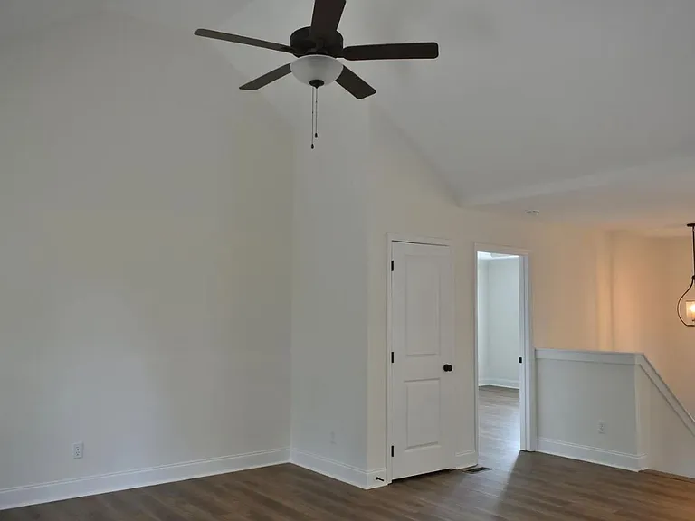 7232 Old Bug Ln — Photo 7