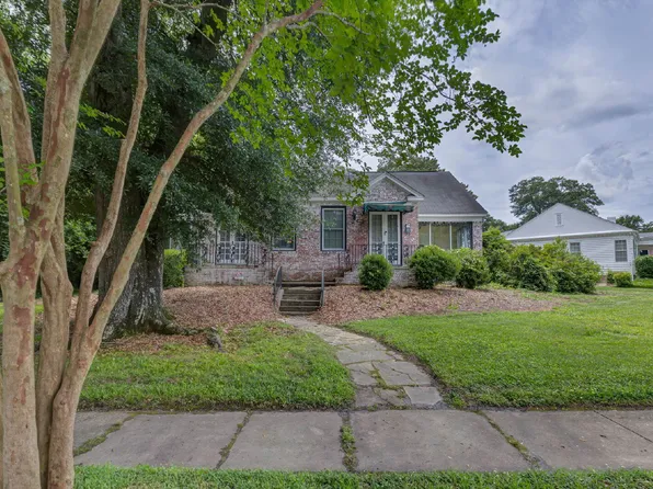 1521 Dixon Dr, Columbus, GA 31906