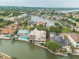 20 Applehead Island Dr, Horseshoe Bay, TX 78657