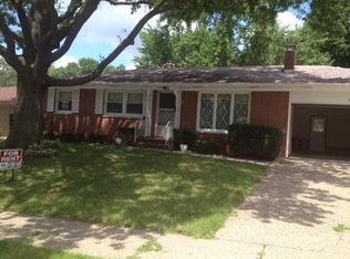 2805 Oak St, Davenport, IA 52804