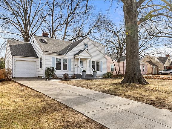 2nd image of 5925 Catalina St