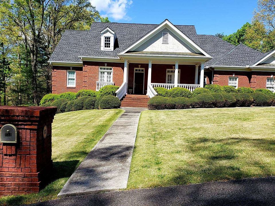 1st image of 182 Whispering Oaks Dr