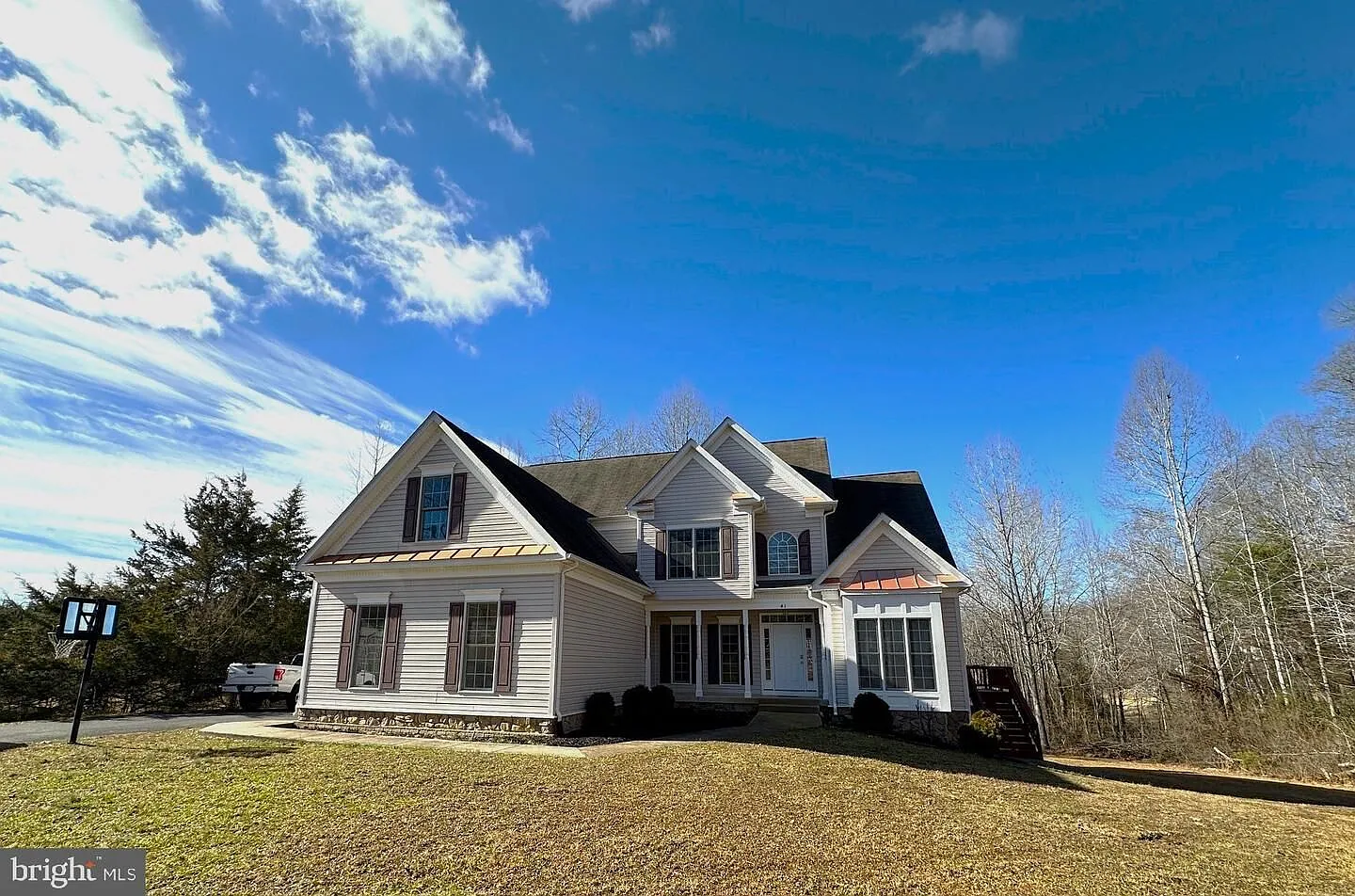 5 bed, 4.0 bath, 2616 sqft, $3,650 — Photo 1
