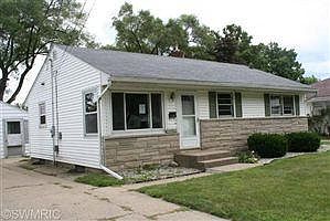 1st image of 904 Avondale Dr