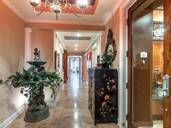 4th image of 408 Kelly Plantation Dr Unit 611