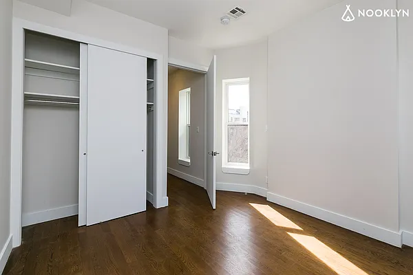 Rented by Nooklyn NYC LLC | media 15