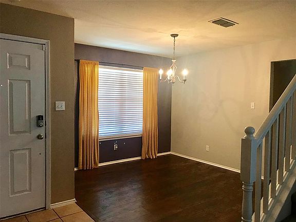 2nd image of 205 S Hill Dr